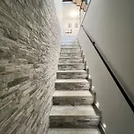 Modern Loft Center Of Turin + Jacuzzi 30m Metro Collegno