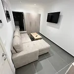 Modern Loft Center Of Turin + Jacuzzi 30m Metro * Collegno