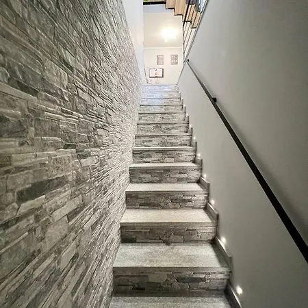 Modern Loft Center Of Turin + Jacuzzi 30m Metro Collegno