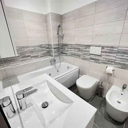 Apartment Modern Loft Center Of Turin + Jacuzzi 30m Metro *