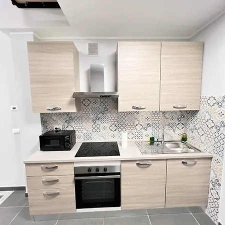 Modern Loft Center Of Turin + Jacuzzi 30m Metro Apartment *