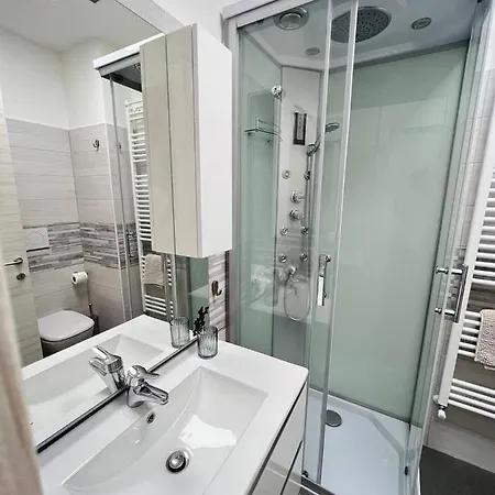 Modern Loft Center Of Turin + Jacuzzi 30m Metro * Collegno